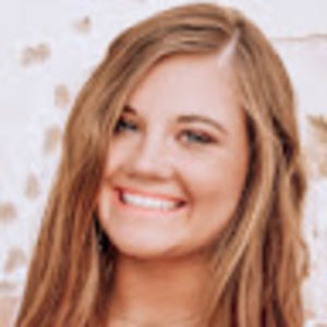 Meet your Posher, Caitlin